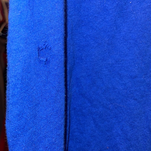 Toronto Maple Leafs Drop the Puck tshirt blue and white see photos size M - Picture 4 of 7